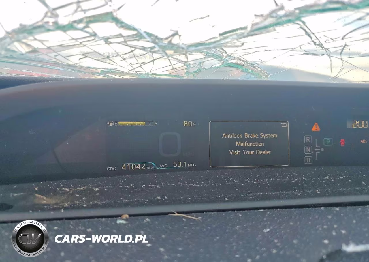 2017 Toyota Prius Three VIN:JTDKARFU6H3536191 - 9