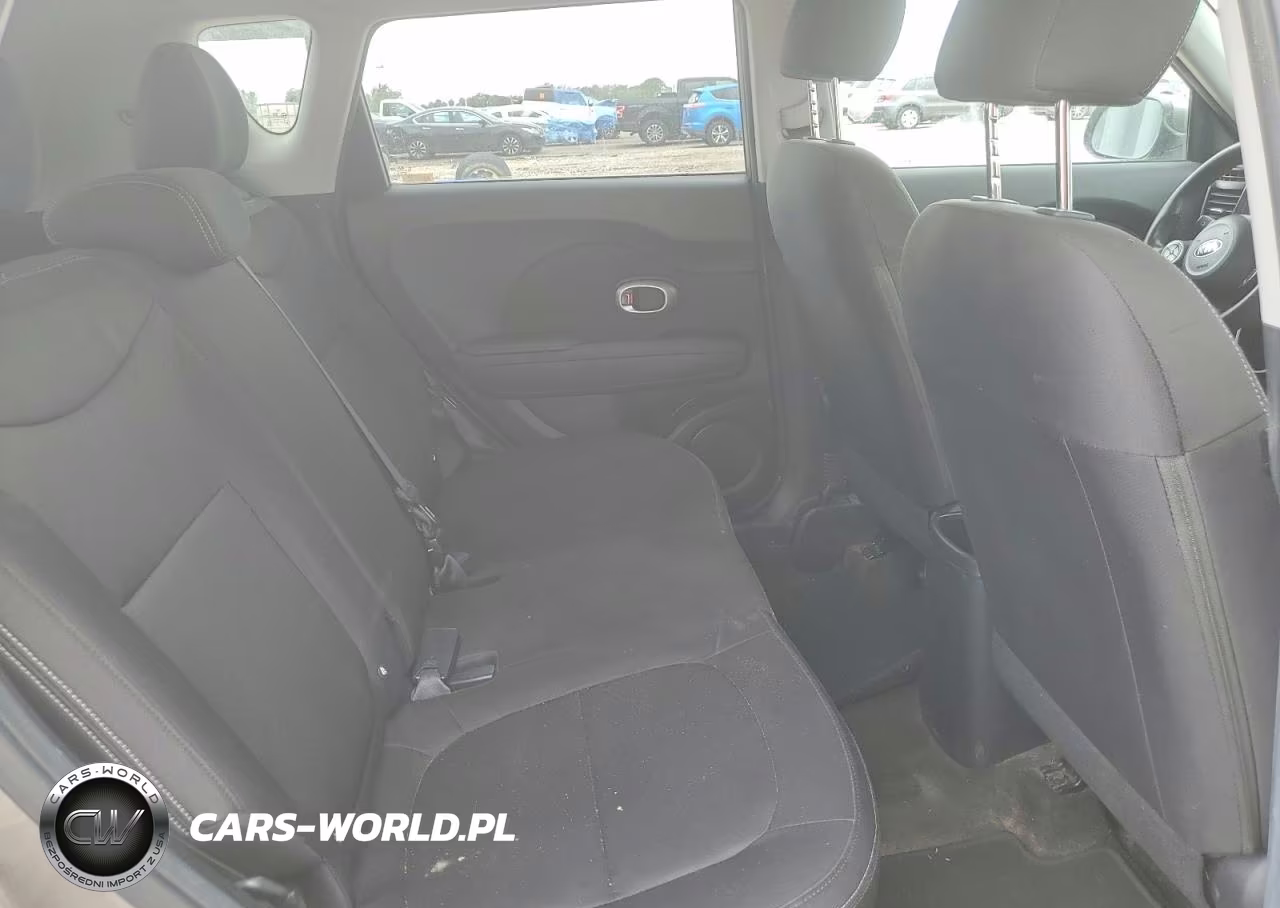 2015 Kia Soul VIN:KNDJN2A23F7175814 - 10