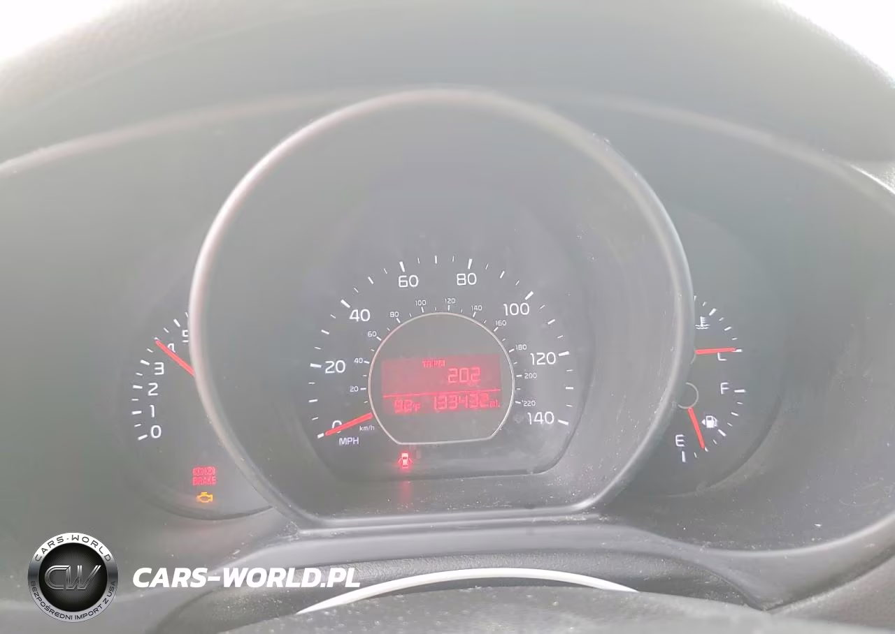 2015 Kia Soul VIN:KNDJN2A23F7175814 - 9