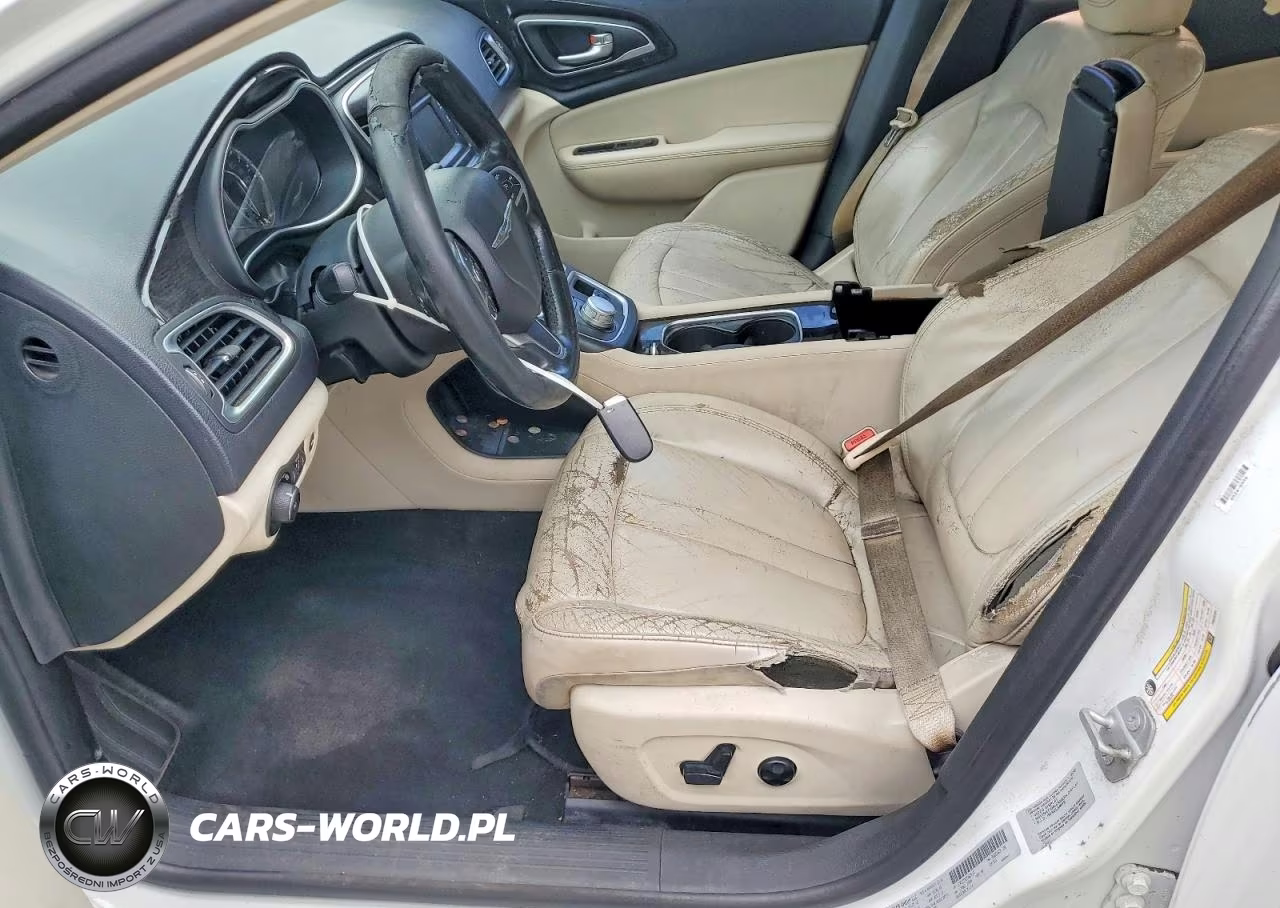 2015 Chrysler 200 C VIN:1C3CCCCB2FN629181 - 7
