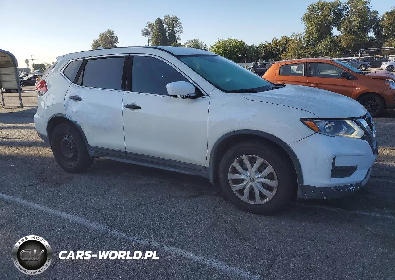 2017 Nissan Rogue S VIN:5N1AT2MT5HC741729 - 4