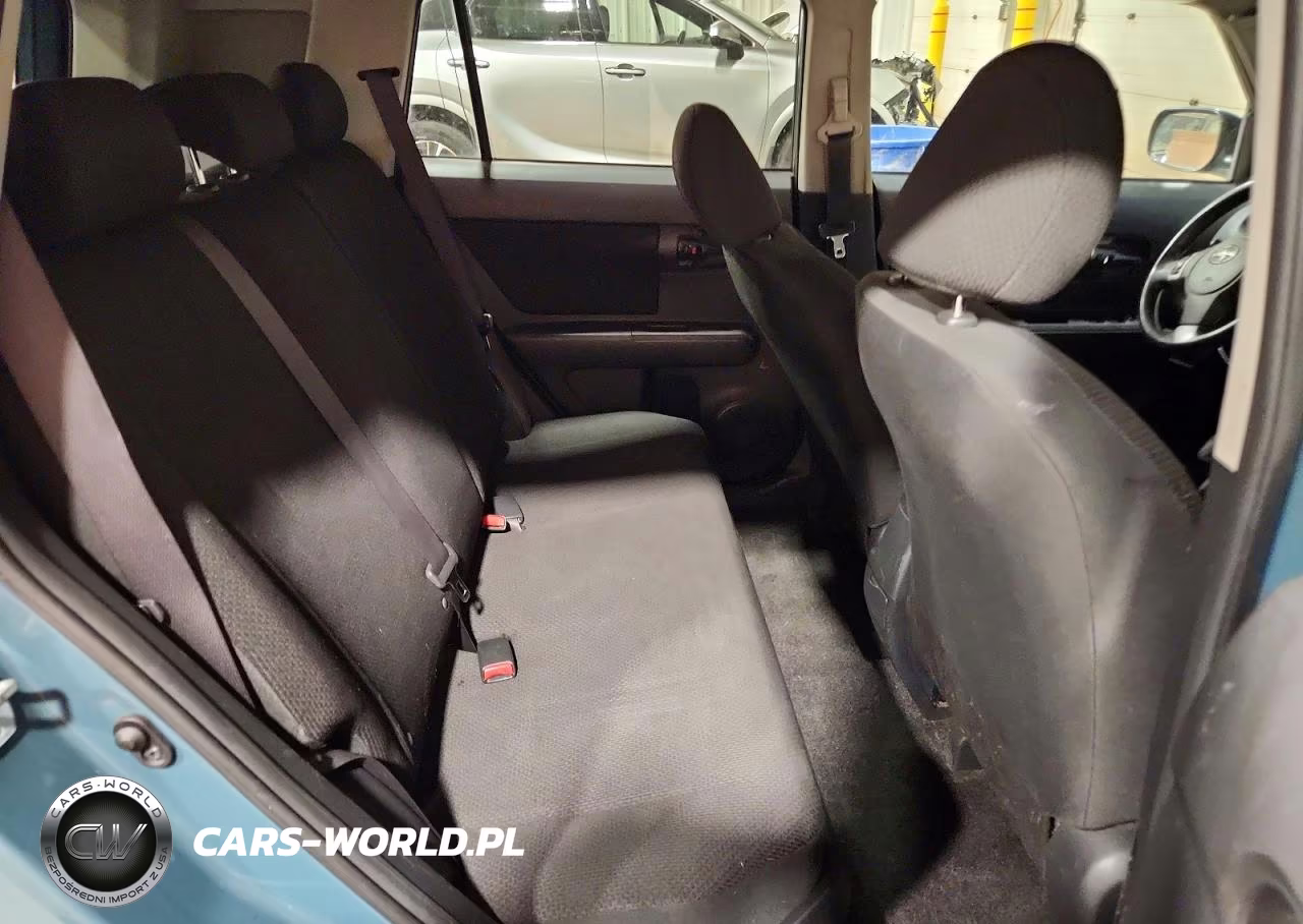 2008 Toyota Scion Xb VIN:JTLKE50E581044850 - 10