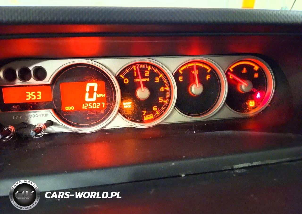 2008 Toyota Scion Xb VIN:JTLKE50E581044850 - 9