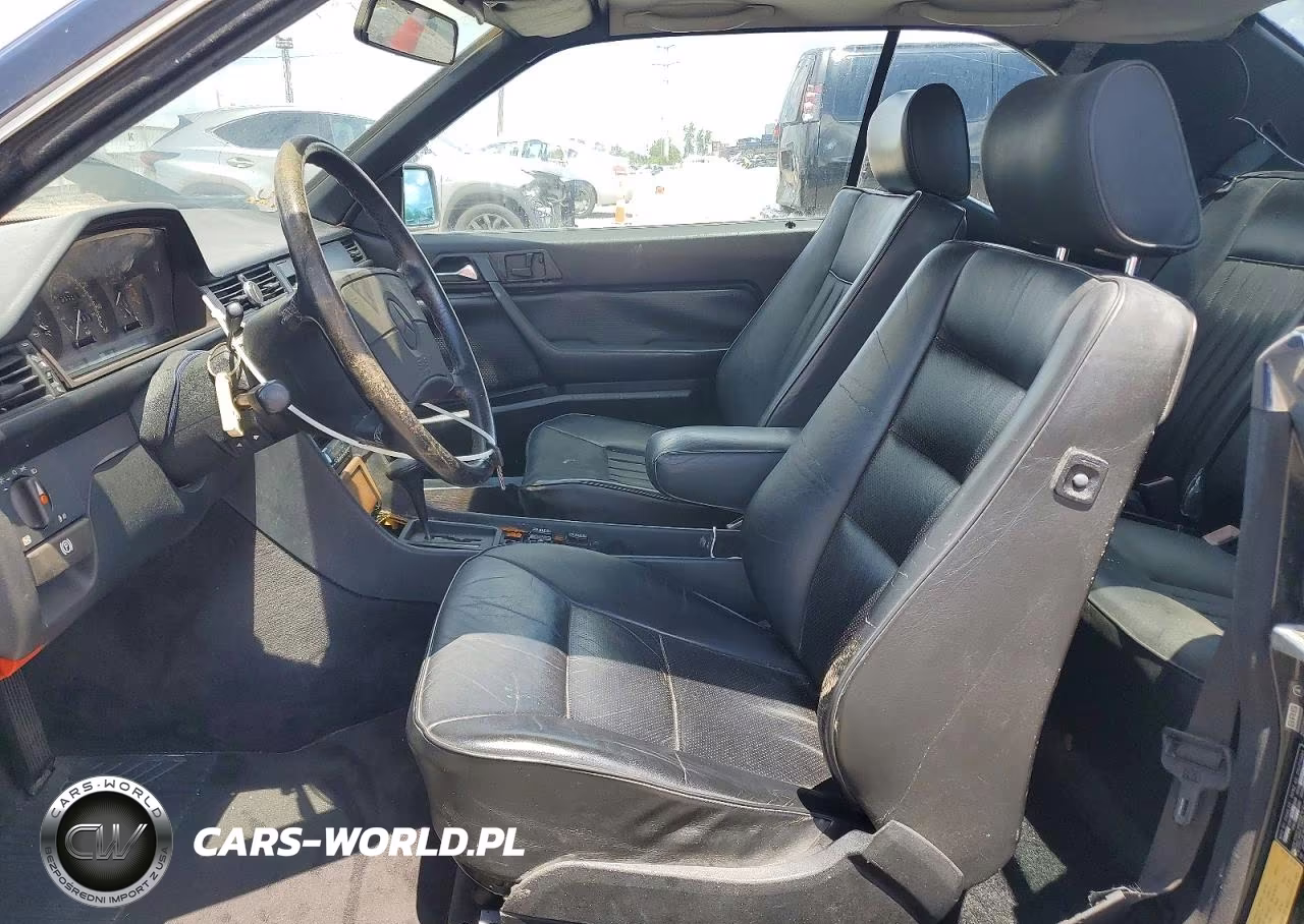 1989 Mercedes-Benz 300 Ce VIN:WDBEA50D4KA884264 - 7