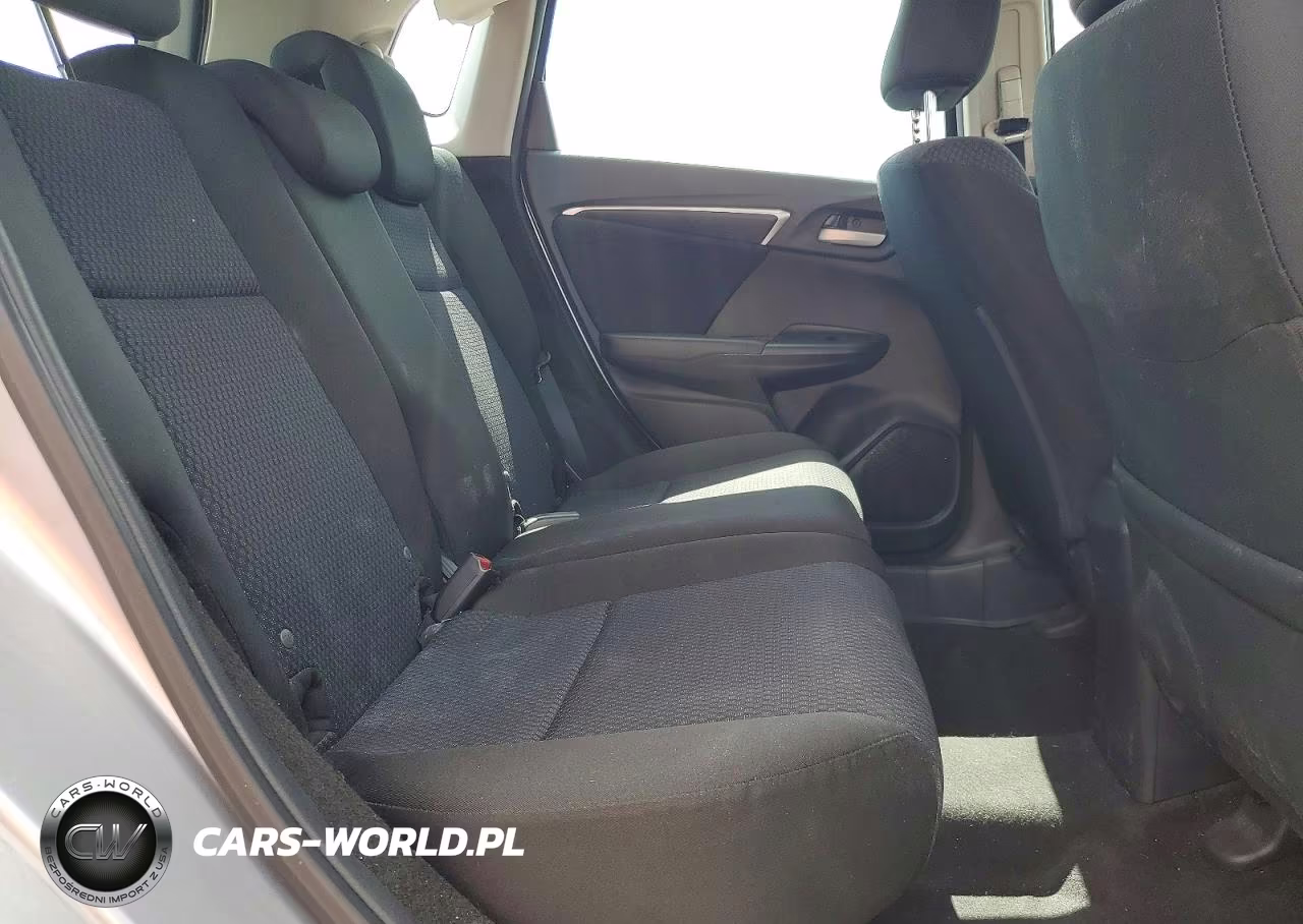 2019 Honda Fit Lx VIN:3HGGK5H47KM723830 - 10