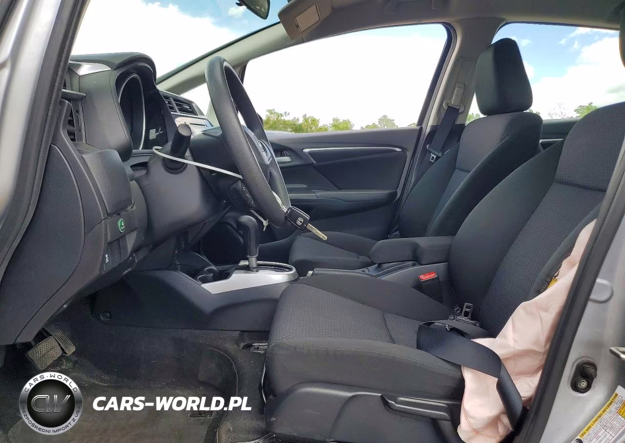 2019 Honda Fit Lx VIN:3HGGK5H47KM723830 - 7
