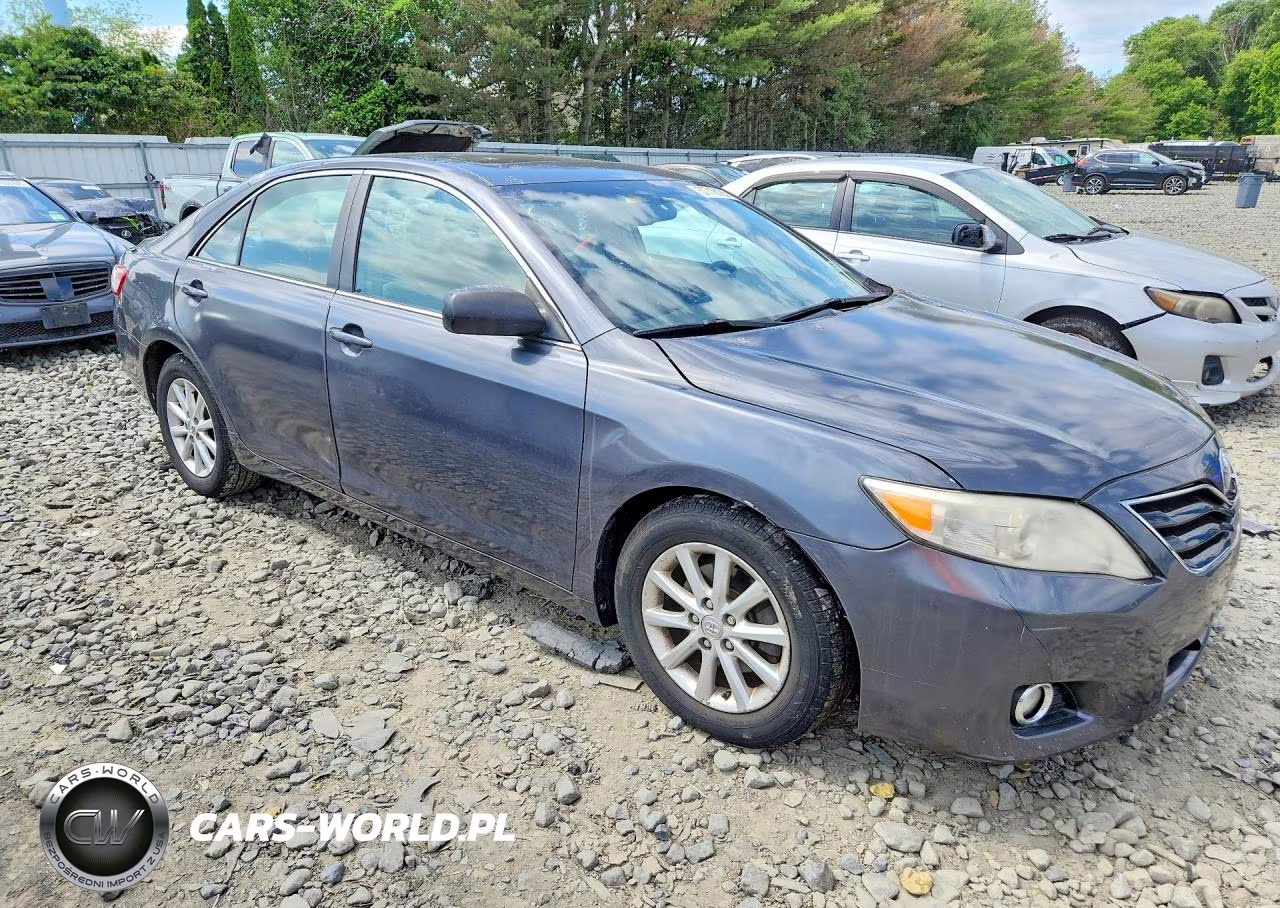 2011 Toyota Camry Xle VIN:4T1BF3EK9BU149503 - 4