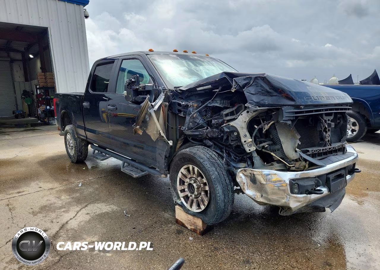 2017 Ford F250 Super Duty VIN:1FT7W2B68HEF06376 - 4