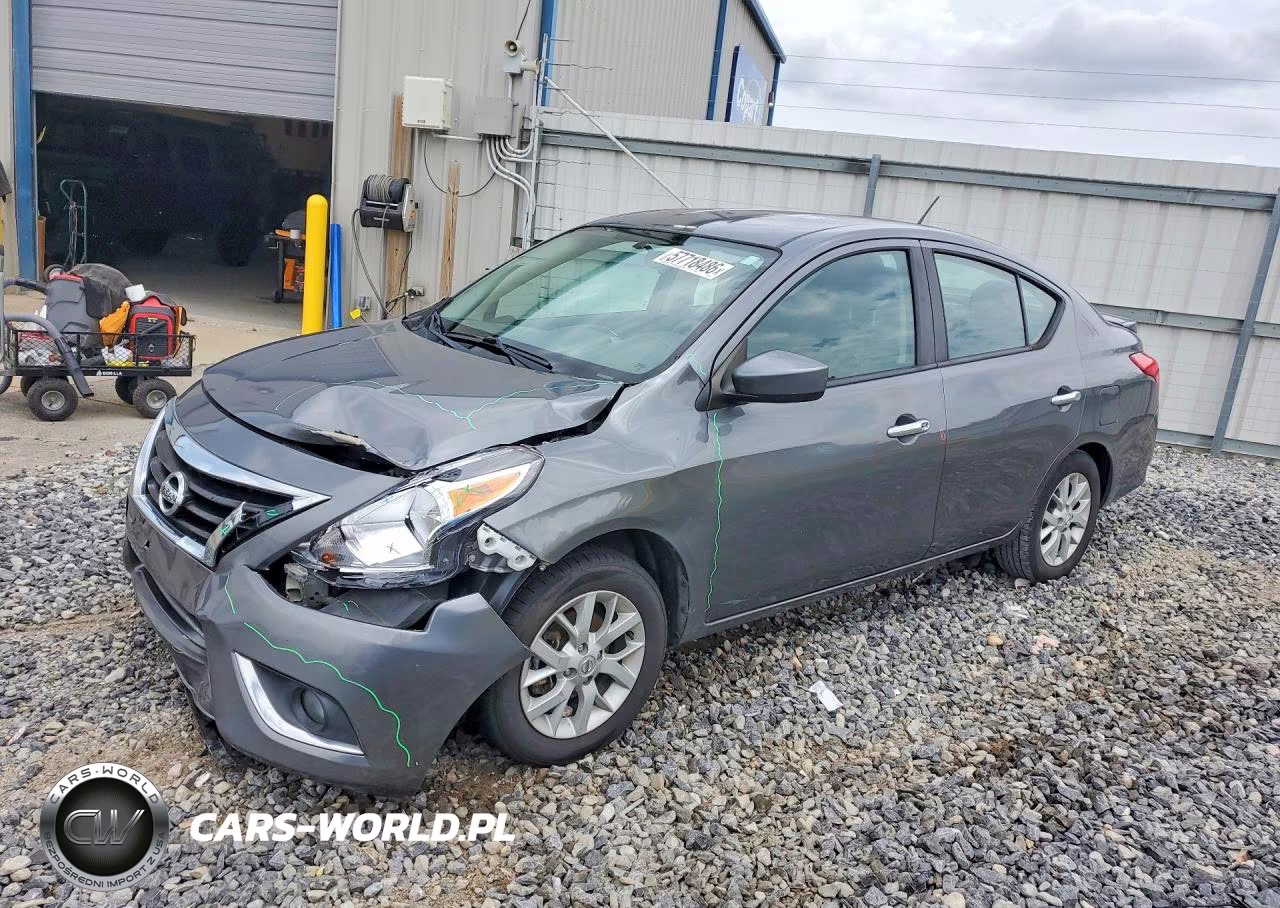 2019 Nissan Versa Sv