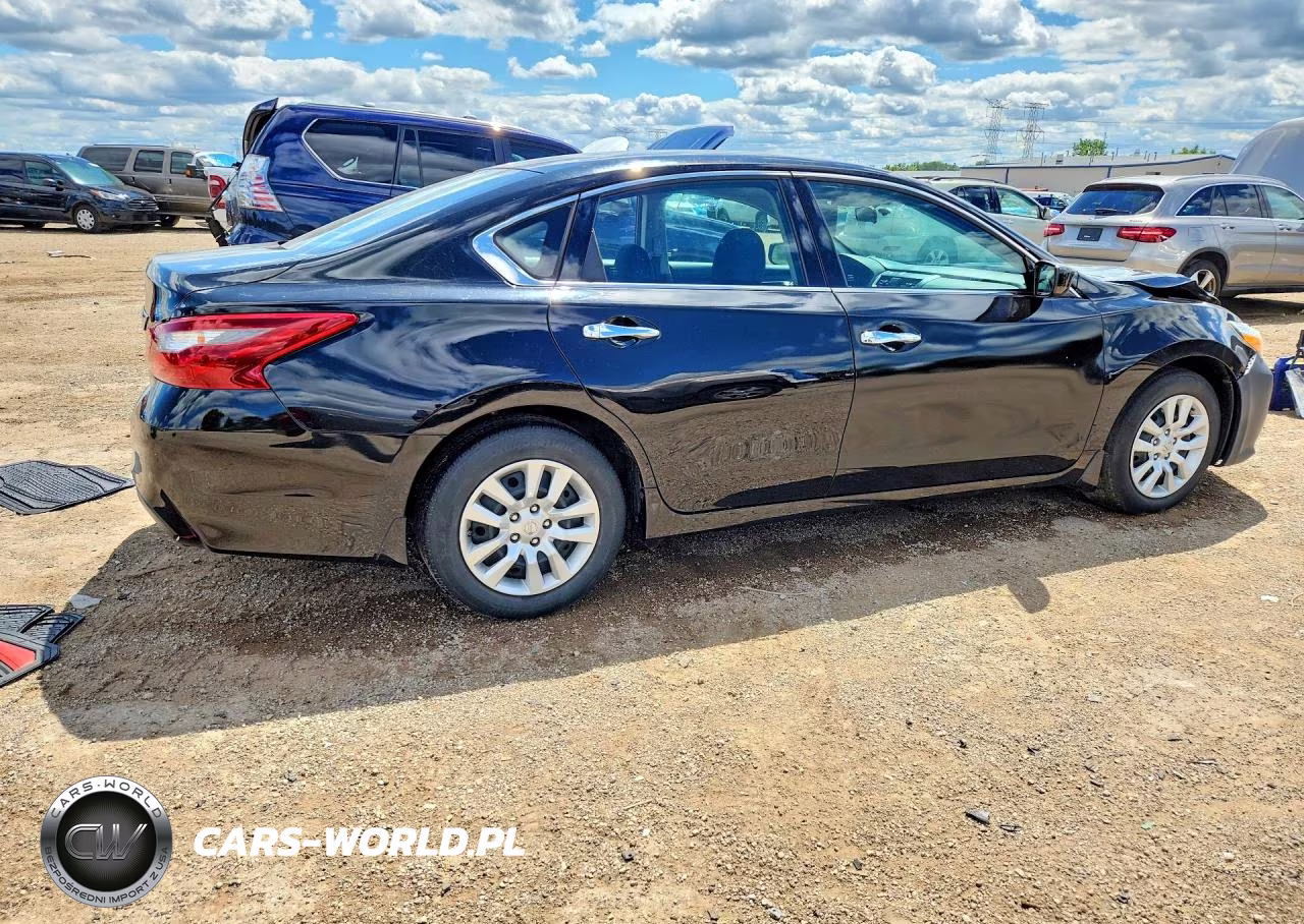 2018 Nissan Altima 2.5 S VIN:1N4AL3AP8JC104489 - 3