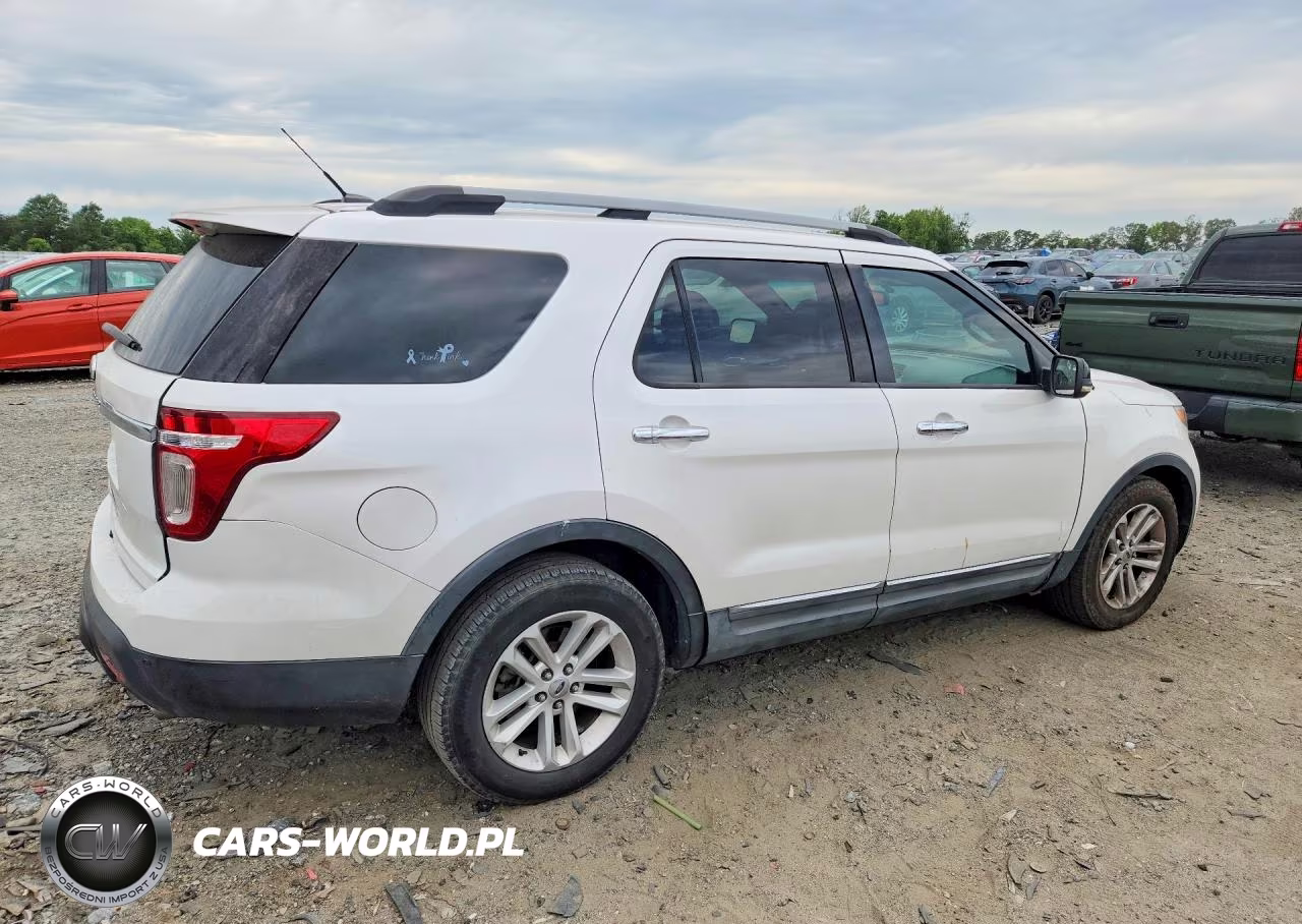 2011 Ford Explorer Xlt VIN:1FMHK8D83BGA86261 - 3