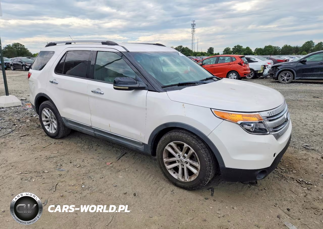 2011 Ford Explorer Xlt VIN:1FMHK8D83BGA86261 - 4