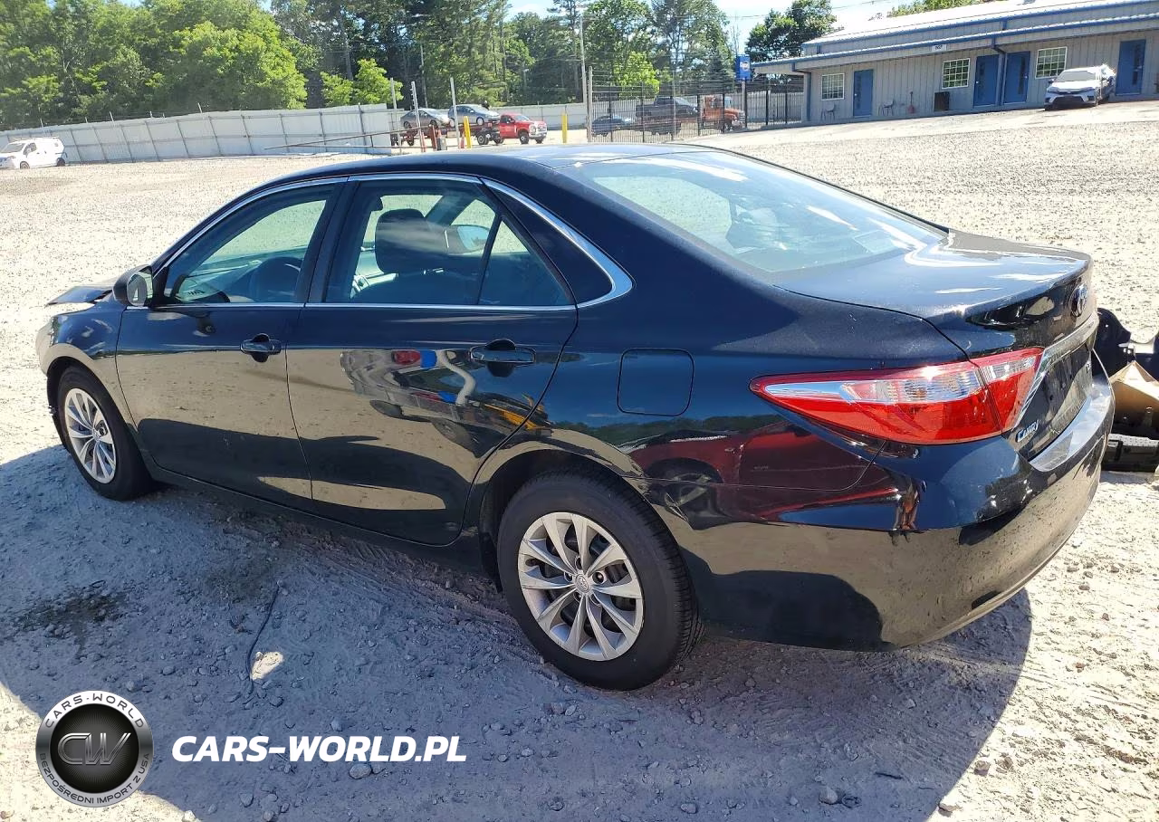 2015 Toyota Camry Le VIN:4T1BF1FK5FU035930 - 2