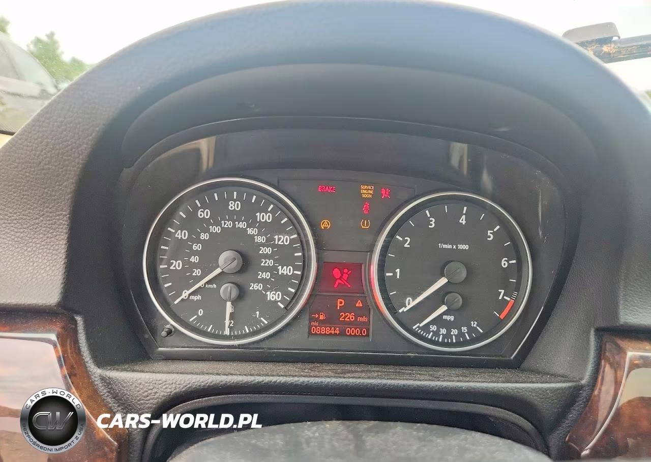 2006 BMW 325 Xi VIN:WBAVD13556KV02715 - 9