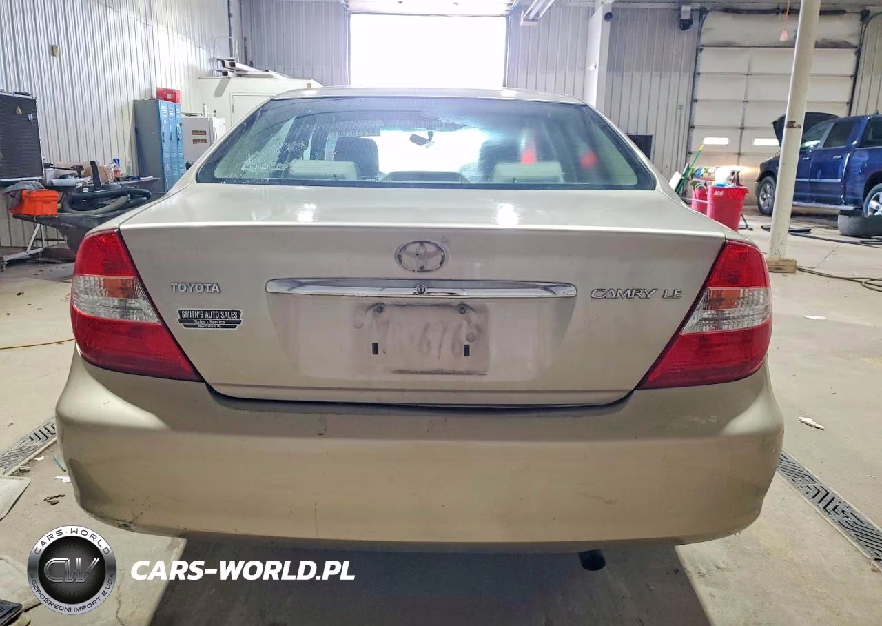 2002 Toyota Camry Le VIN:4T1BE32K32U594441 - 6