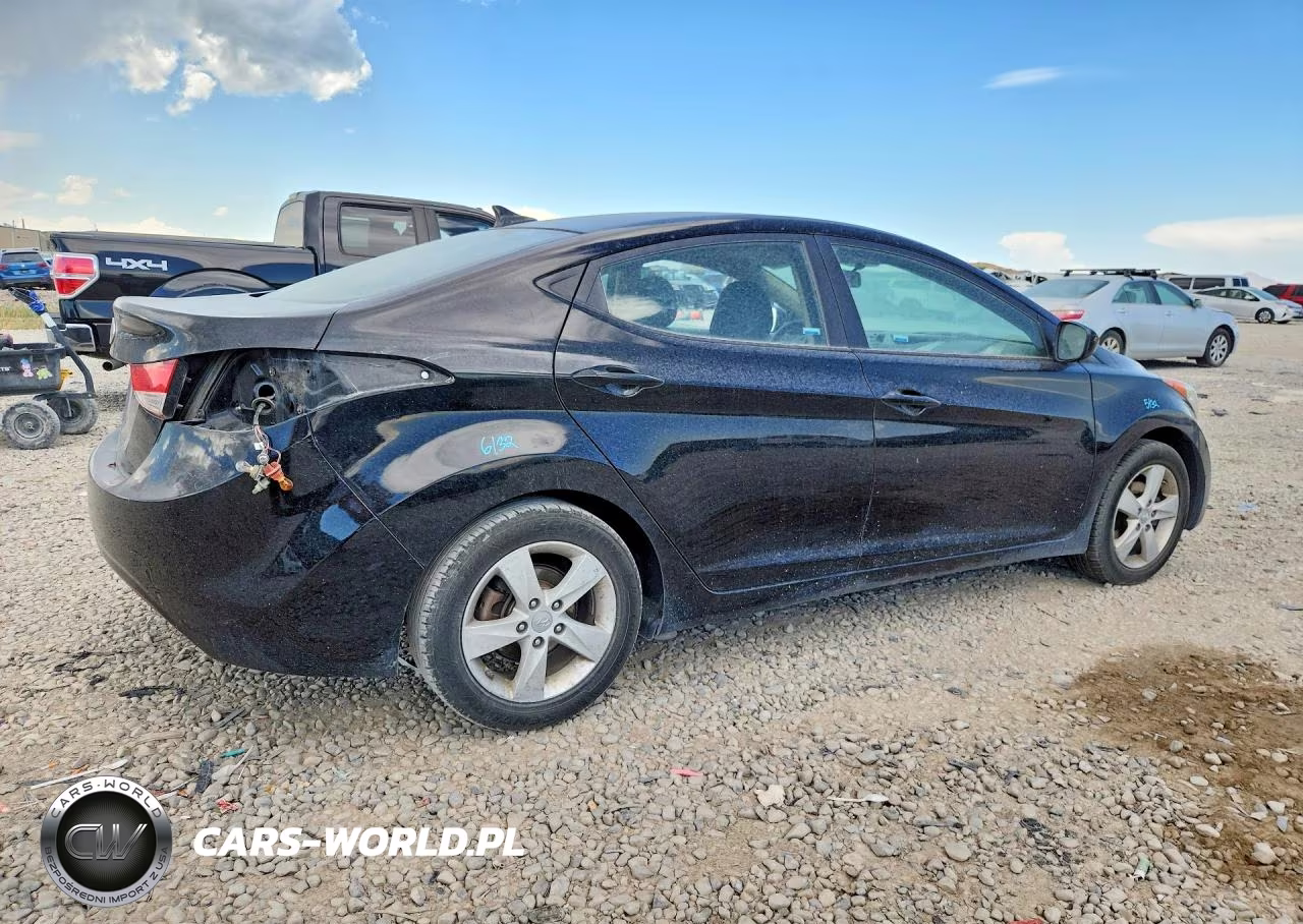 2013 Hyundai Elantra Gls VIN:KMHDH4AE2DU567736 - 3