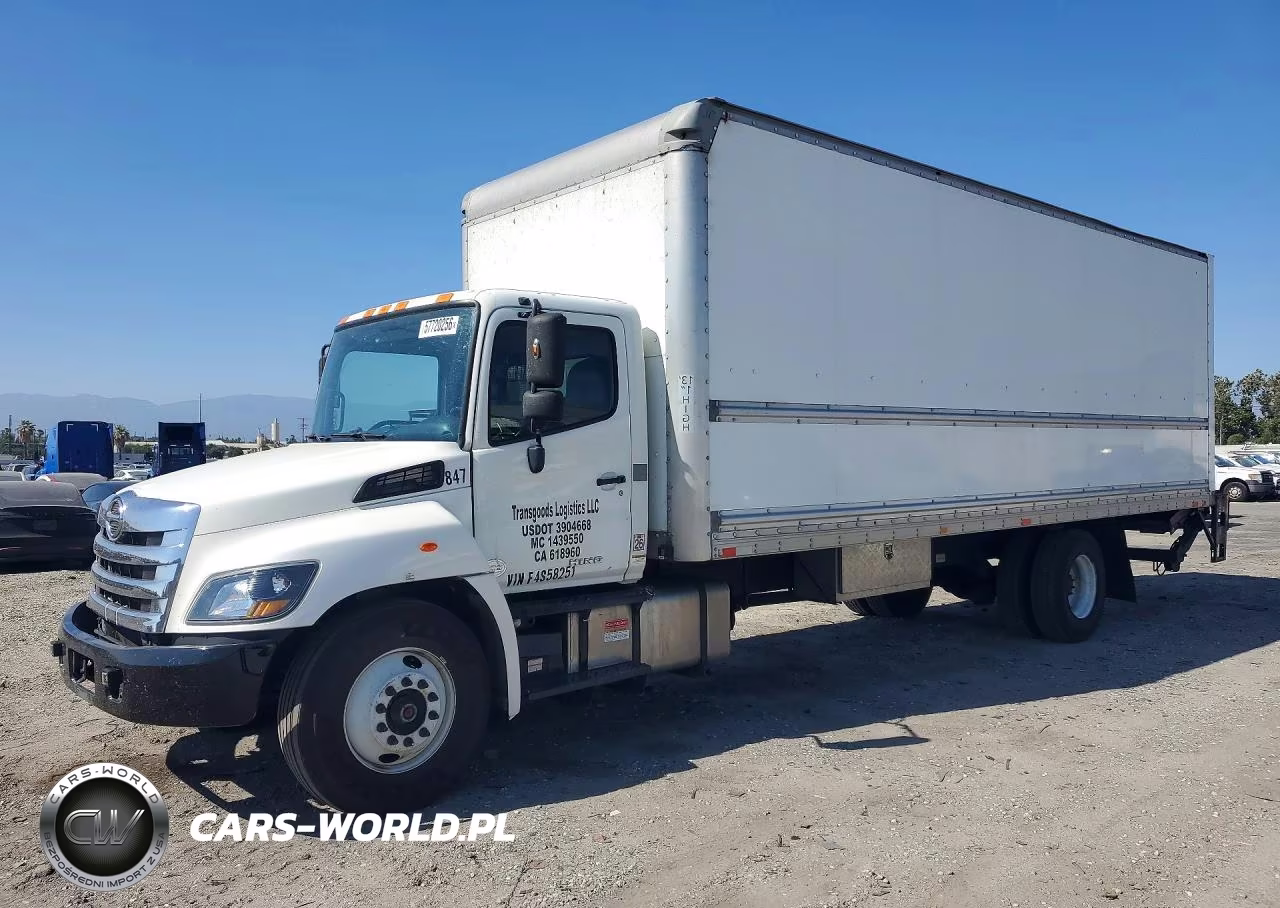2015 Hino 258-268 Box Truck – zdjęcie 1 z 12