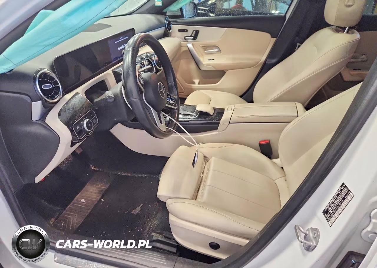 2019 Mercedes-Benz A 220 4Matic VIN:WDD3G4FBXKW020934 - 7