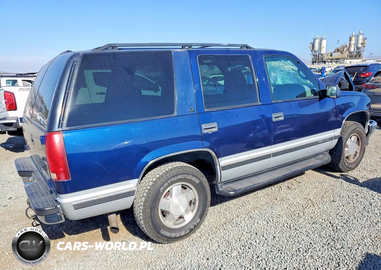 1997 Chevrolet Tahoe K1500 VIN:1GNEK13R5VJ425240 - 3