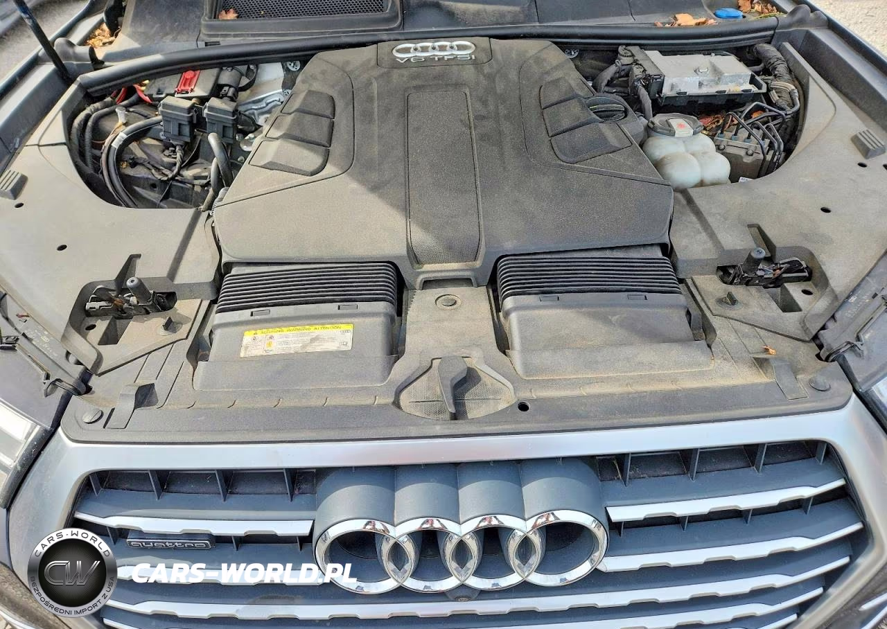 2018 Audi Q7 Prestige VIN:WA1VAAF77JD020540 - 12