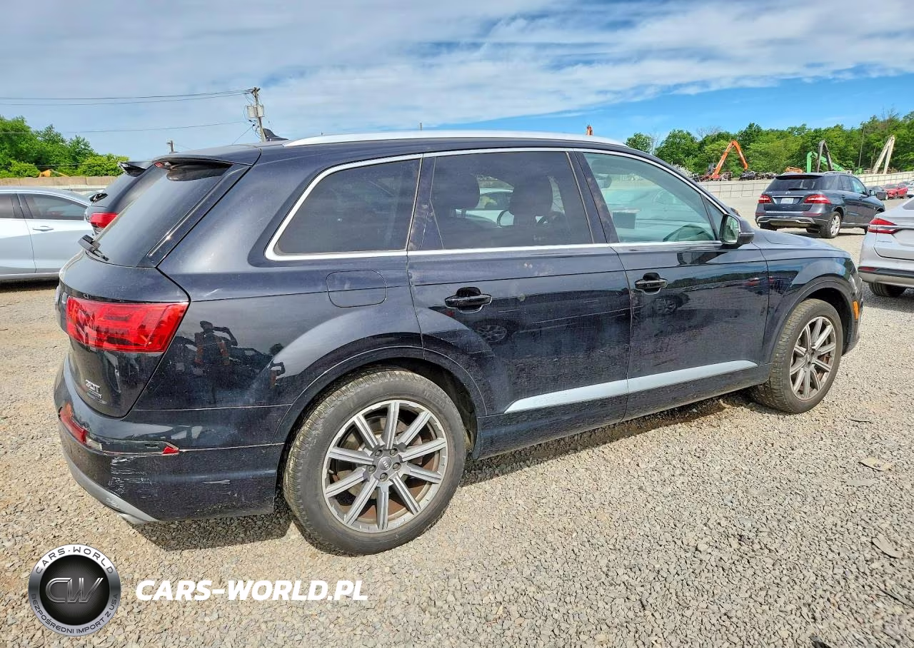 2018 Audi Q7 Prestige VIN:WA1VAAF77JD020540 - 3