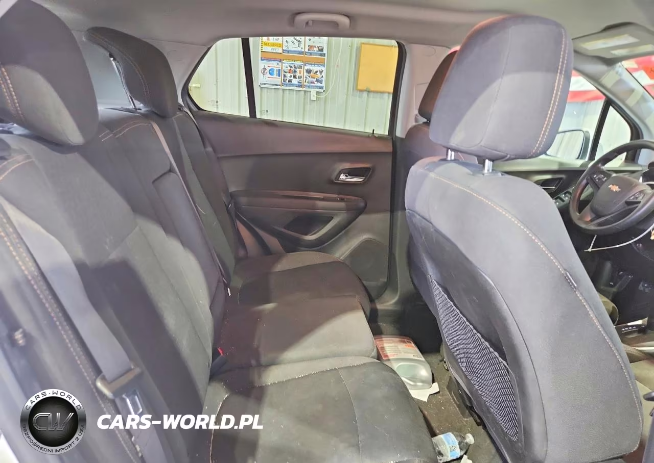 2019 Chevrolet Trax Ls VIN:3GNCJKSB8KL375670 - 11