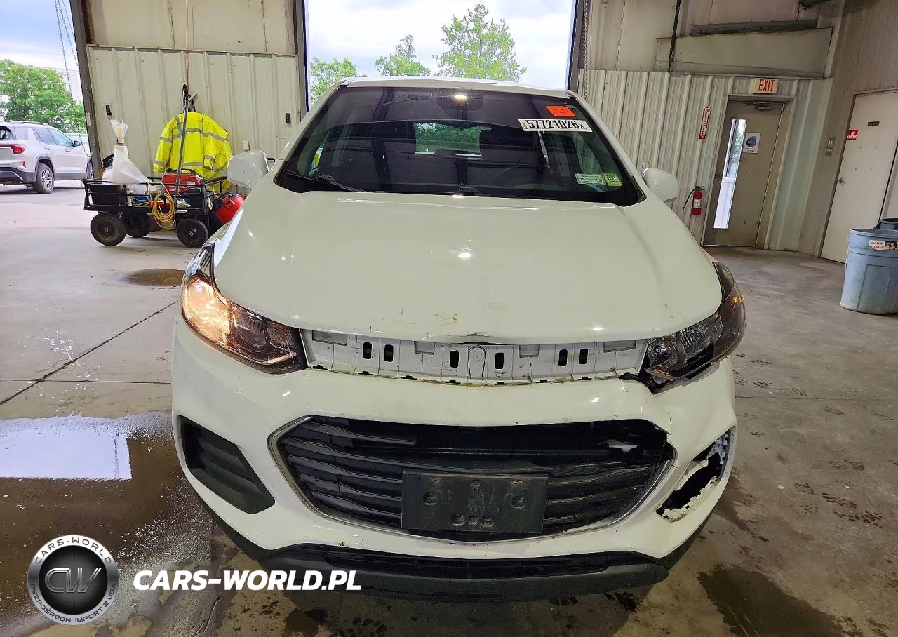 2019 Chevrolet Trax Ls VIN:3GNCJKSB8KL375670 - 5
