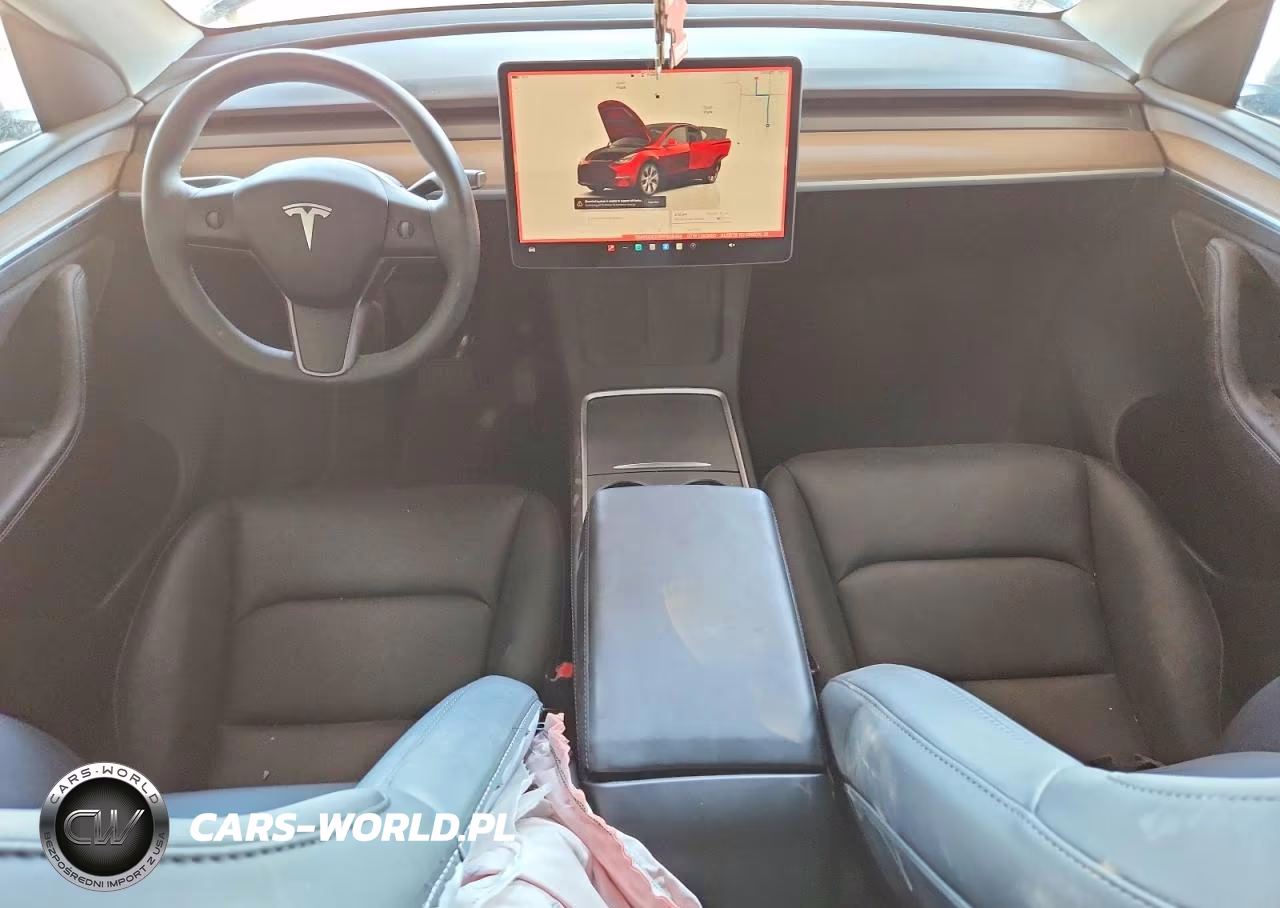 2023 Tesla Model Y VIN:7SAYGDEE0PF920459 - 8
