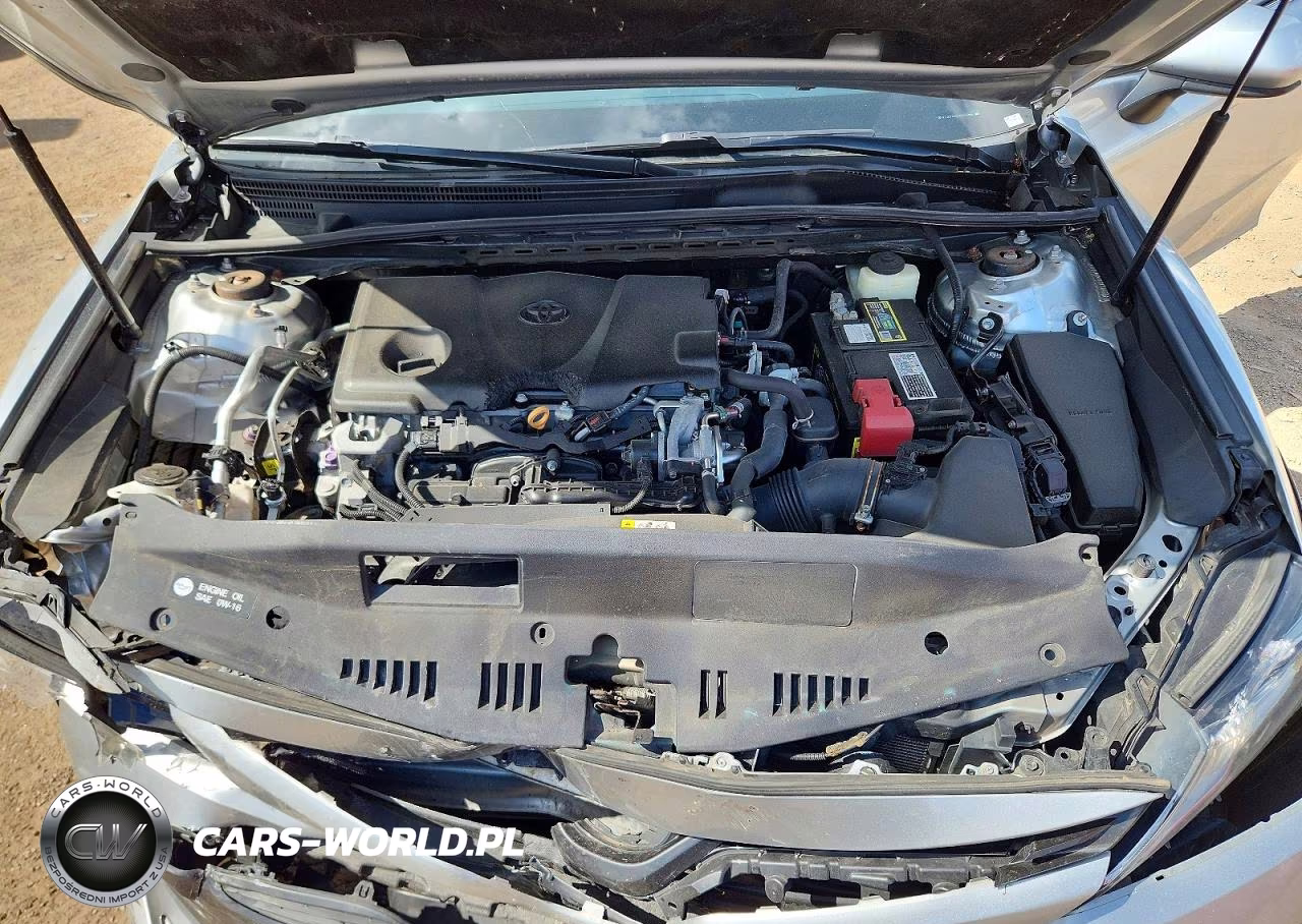 2018 Toyota Camry Le VIN:4T1B11HK2JU029958 - 11