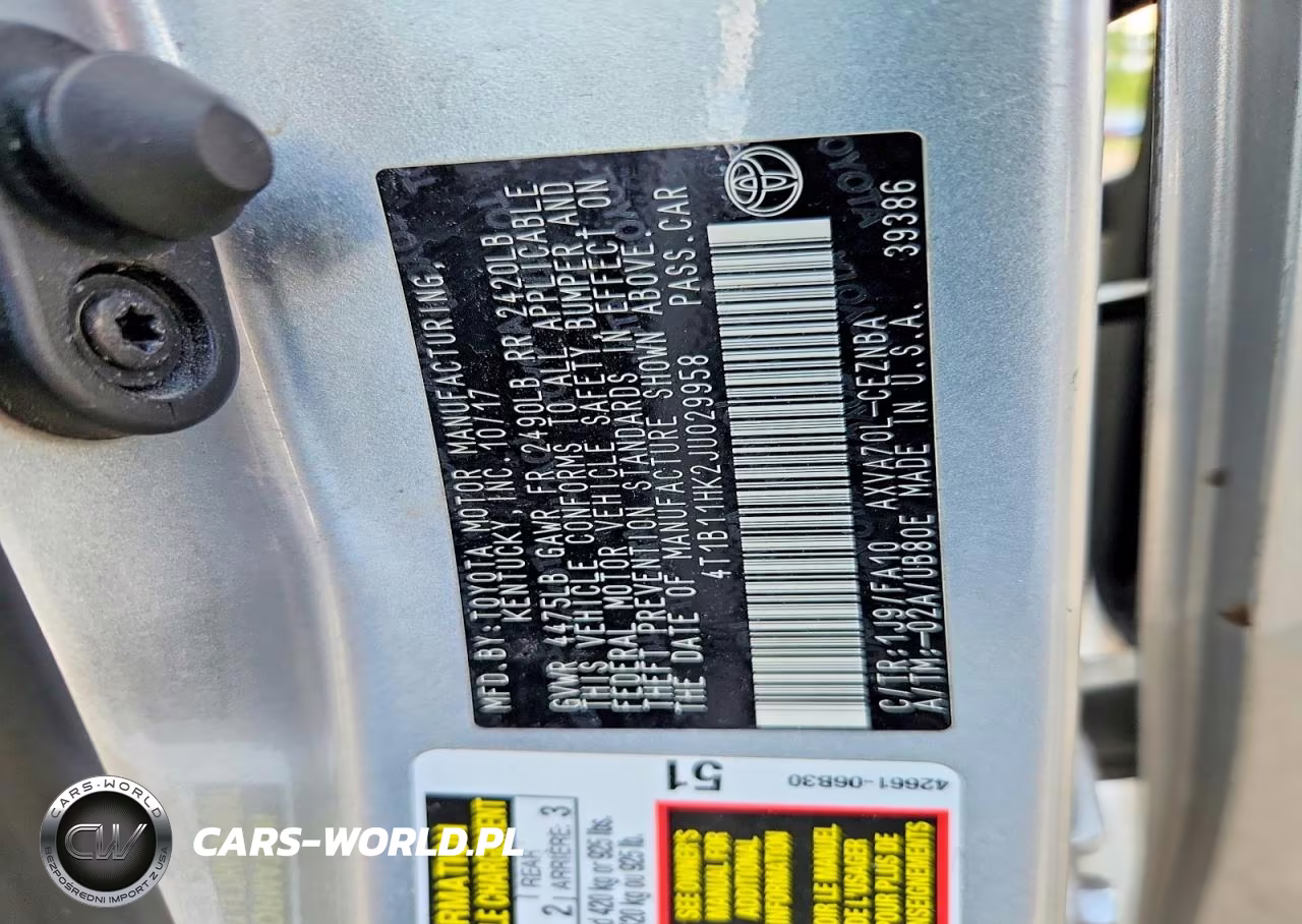 2018 Toyota Camry Le VIN:4T1B11HK2JU029958 - 12