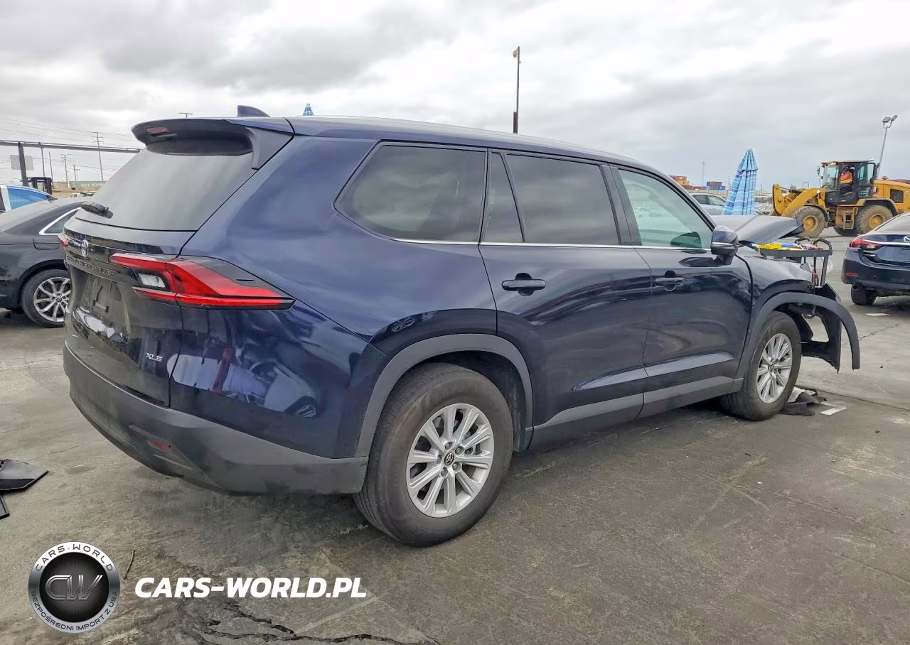 2026 Toyota Grand Highlander Hybrid Xle VIN:5TDACAB50TS075034 - 3