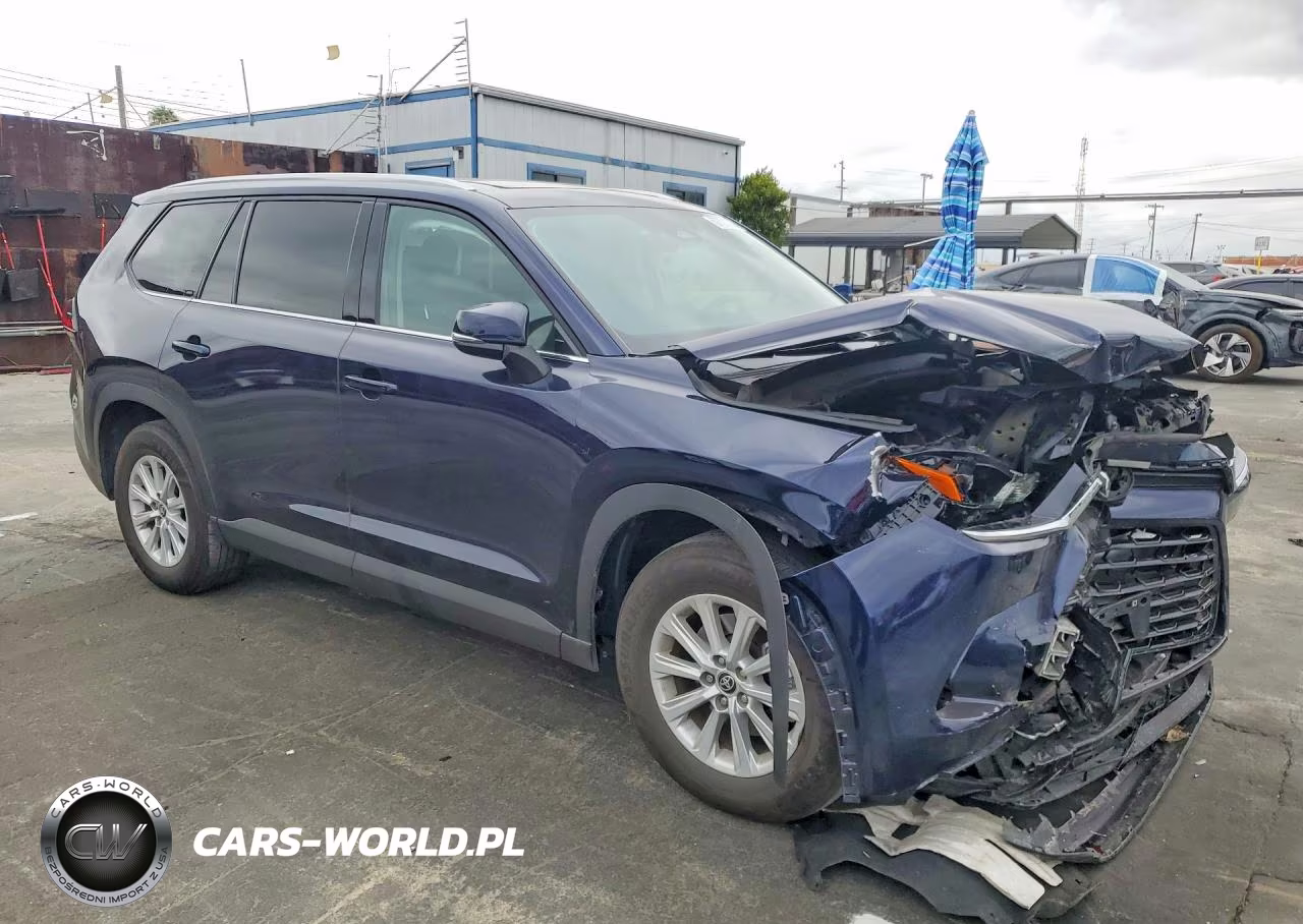 2026 Toyota Grand Highlander Hybrid Xle VIN:5TDACAB50TS075034 - 4