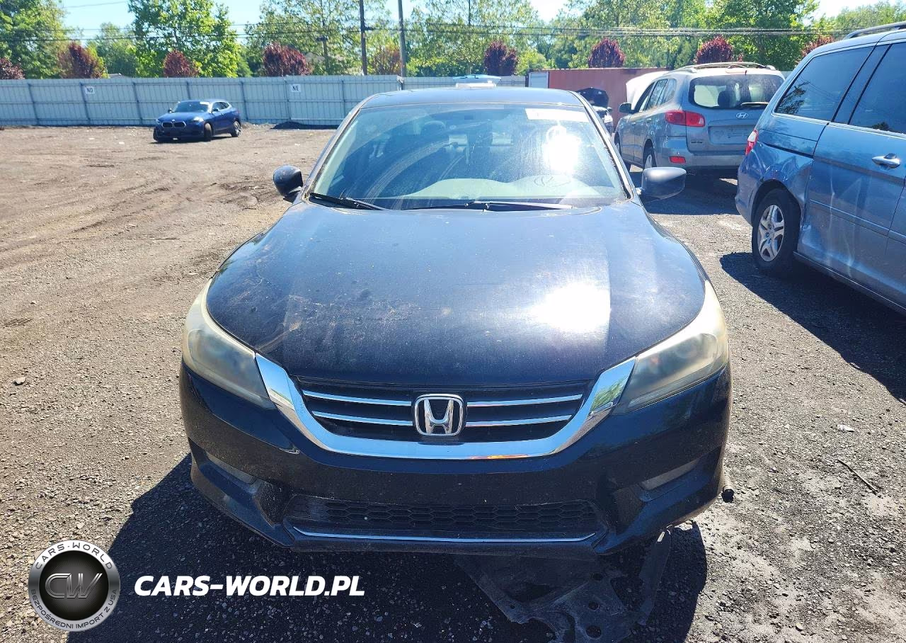 2015 Honda Accord Sport VIN:1HGCR2F58FA089368 - 5