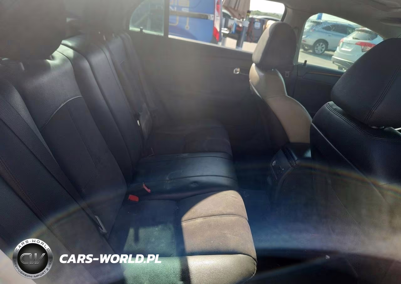 2011 Chevrolet Malibu VIN:1G1ZD5E76BF376791 - 10