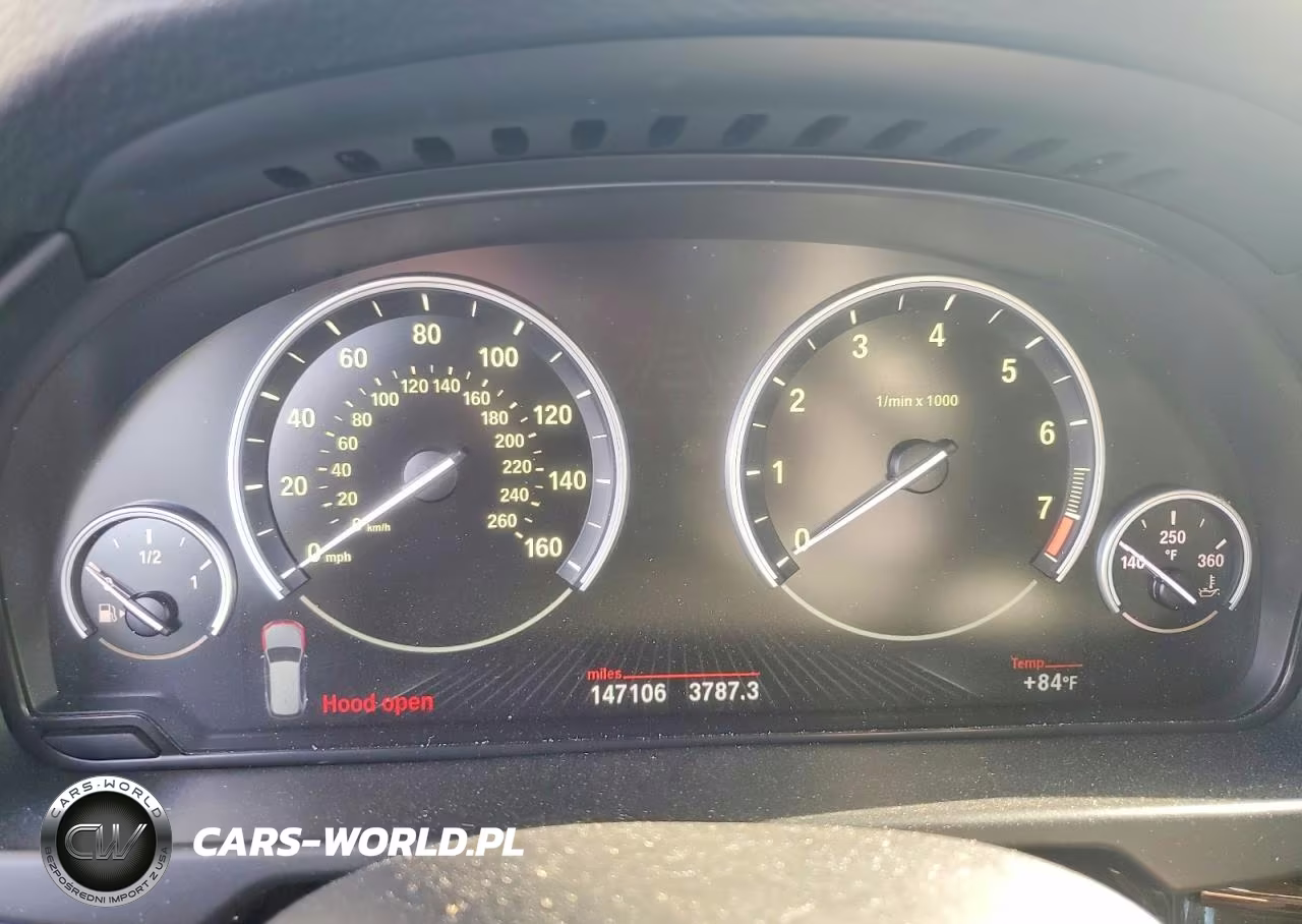2014 BMW X5 xDrive35I VIN:5UXKR0C57E0C25675 - 9