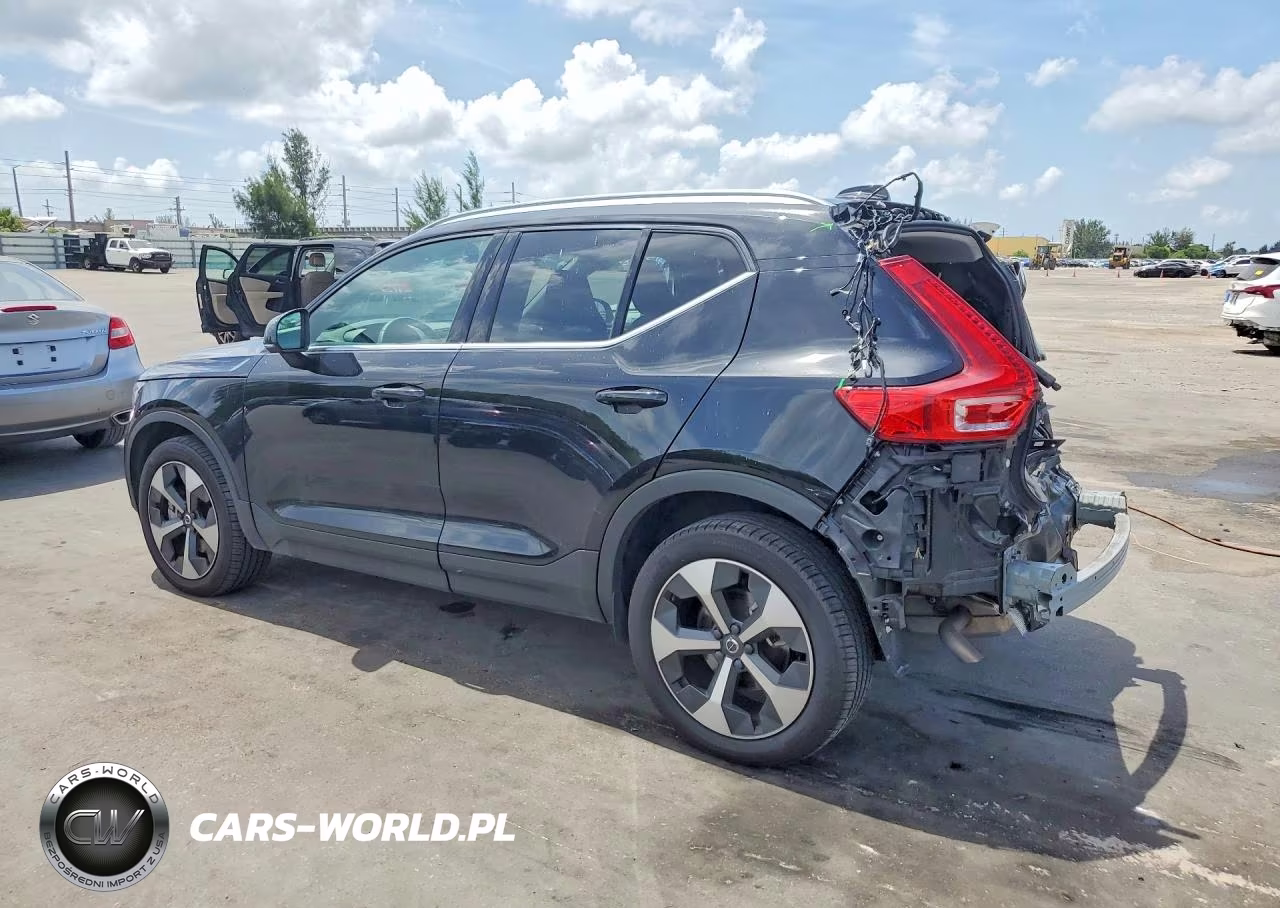 2025 Volvo Xc40 Core VIN:YV4L12UJXS2552652 - 2