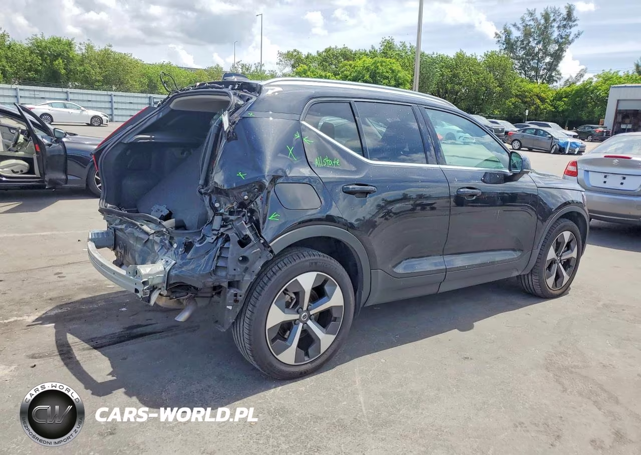 2025 Volvo Xc40 Core VIN:YV4L12UJXS2552652 - 3
