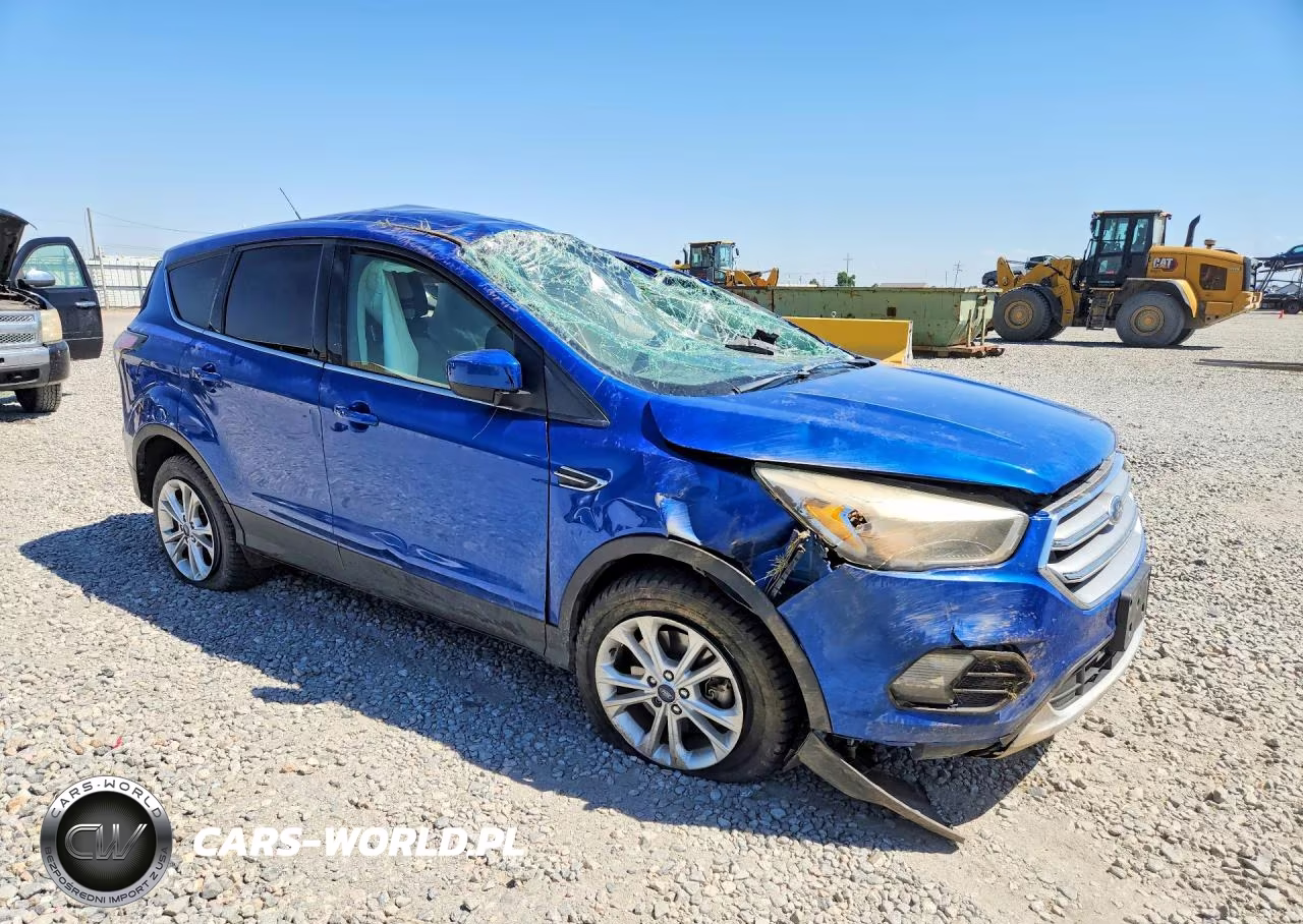 2017 Ford Escape Se VIN:1FMCU9GD7HUB60651 - 4