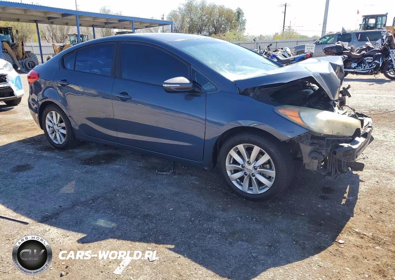 2016 Kia Forte Lx VIN:KNAFX4A65G5603701 - 4
