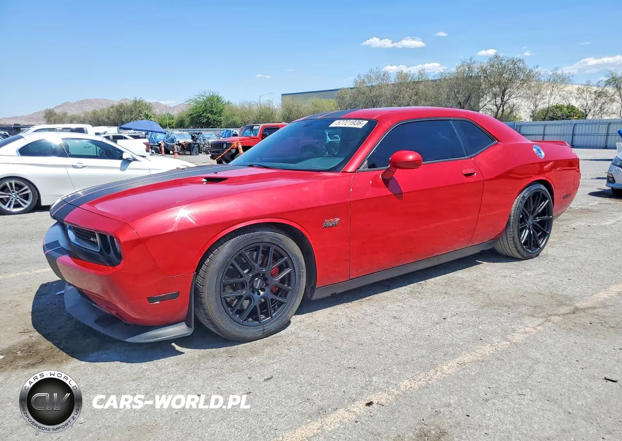 2011 Dodge Challenger Srt-8