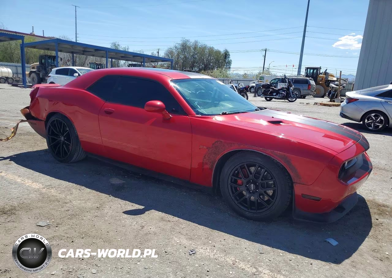 2011 Dodge Challenger Srt-8 VIN:2B3CJ7DJ4BH560089 - 4
