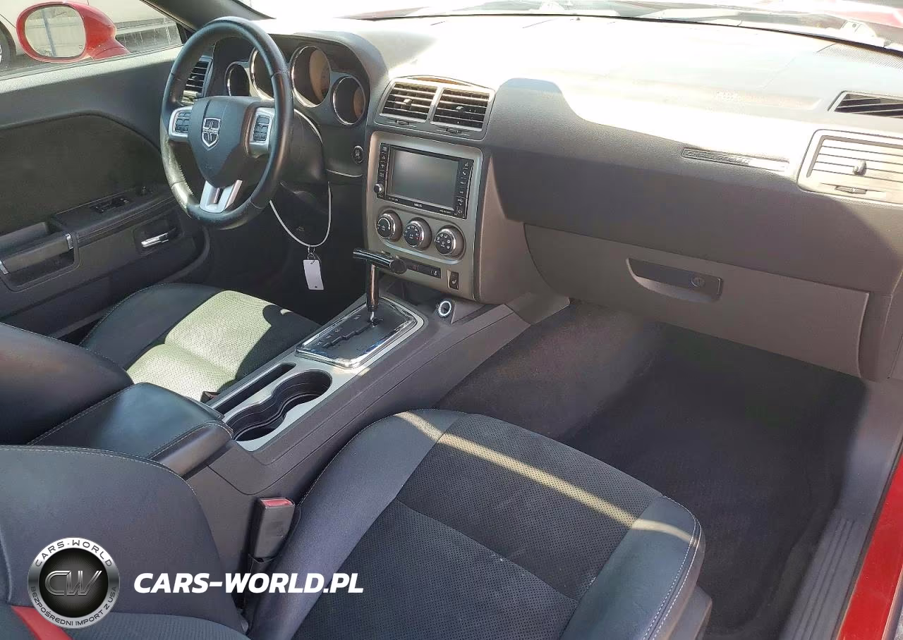 2011 Dodge Challenger Srt-8 VIN:2B3CJ7DJ4BH560089 - 8