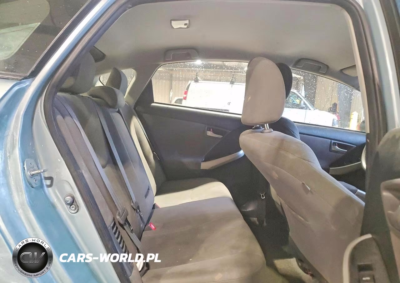 2014 Toyota Prius Three VIN:JTDKN3DU3E1815061 - 10