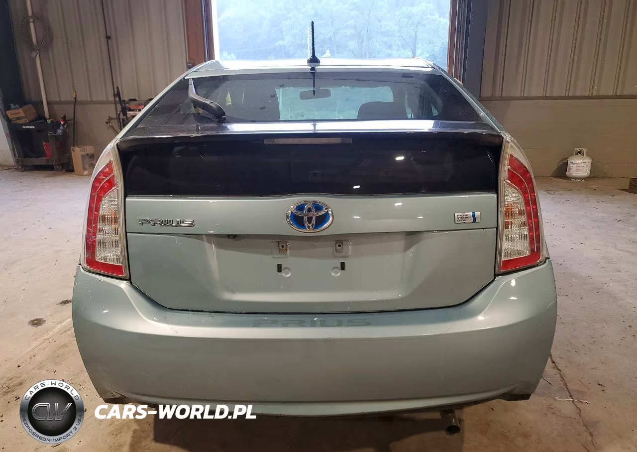 2014 Toyota Prius Three VIN:JTDKN3DU3E1815061 - 6