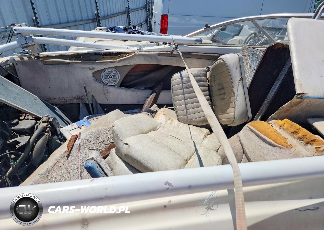 1999 Bayliner Boat VIN:BL3F91CHD999 - 9