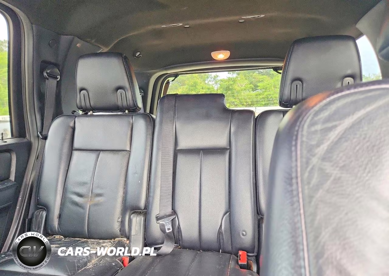 2017 Ford Expedition Xlt VIN:1FMJU1HT2HEA49112 - 10