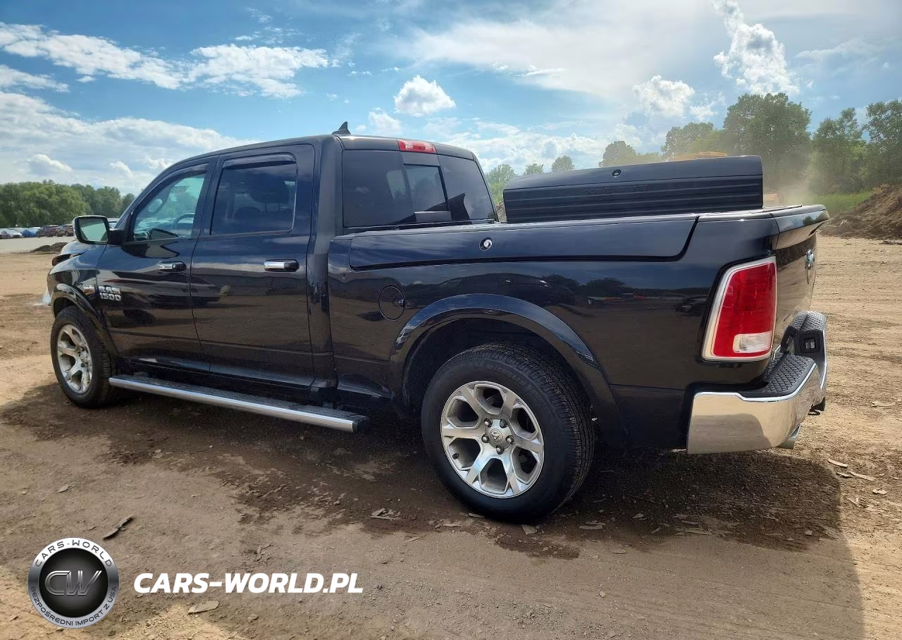 2017 Ram 1500 Laramie VIN:1C6RR7VT7HS559237 - 2