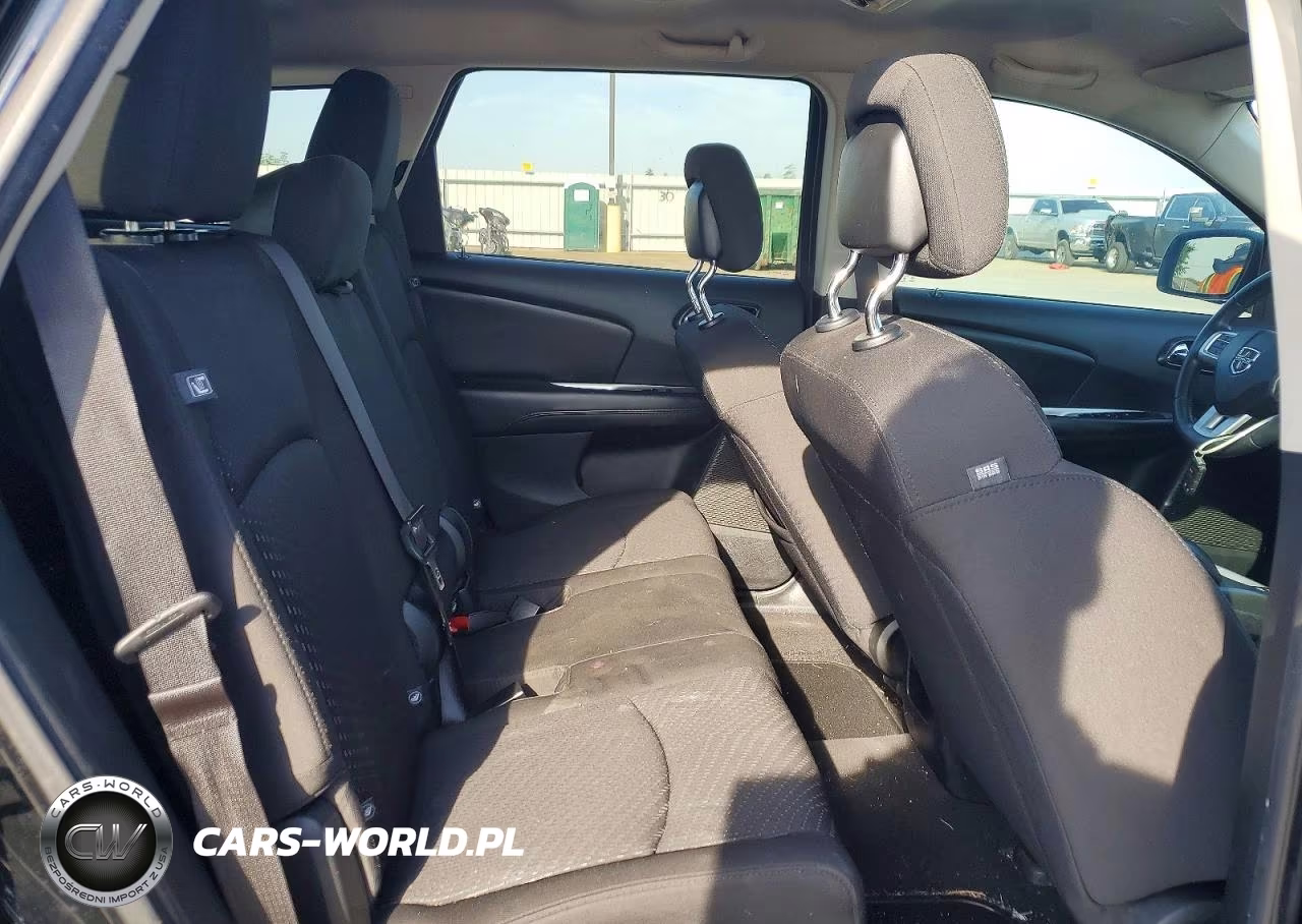 2018 Dodge Journey Se VIN:3C4PDCAB6JT347244 - 11