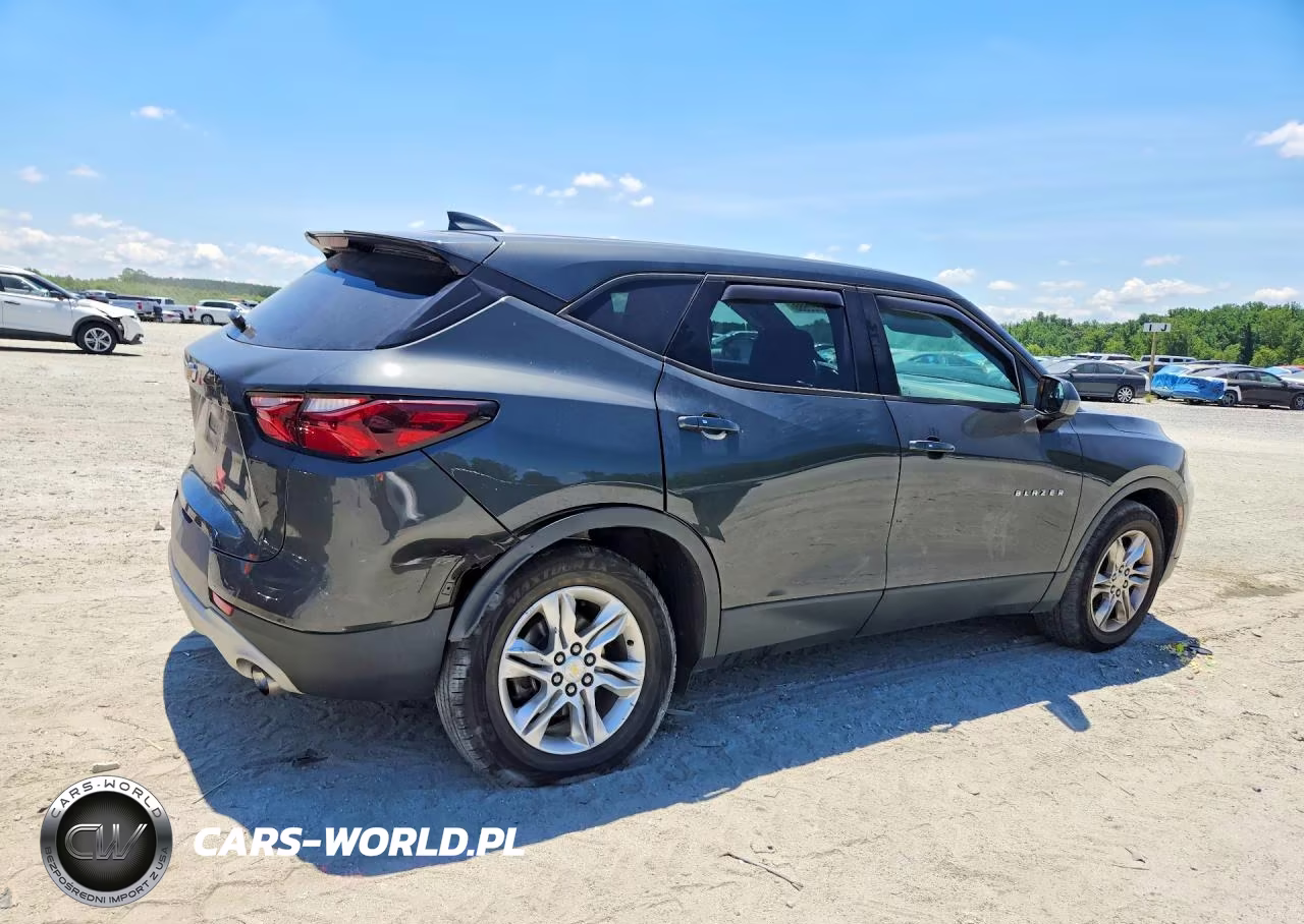 2019 Chevrolet Blazer 1Lt VIN:3GNKBBRA0KS662111 - 3