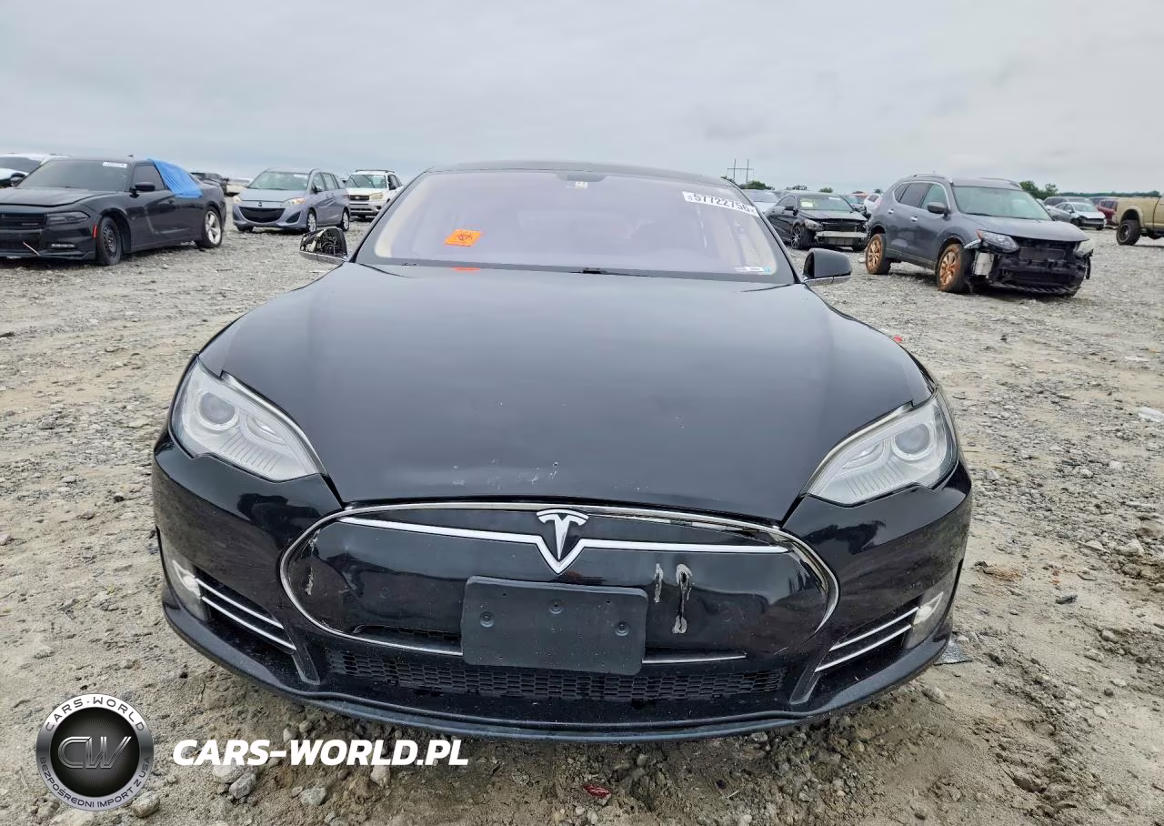 2013 Tesla Model S VIN:5YJSA1CN3DFP26350 - 5